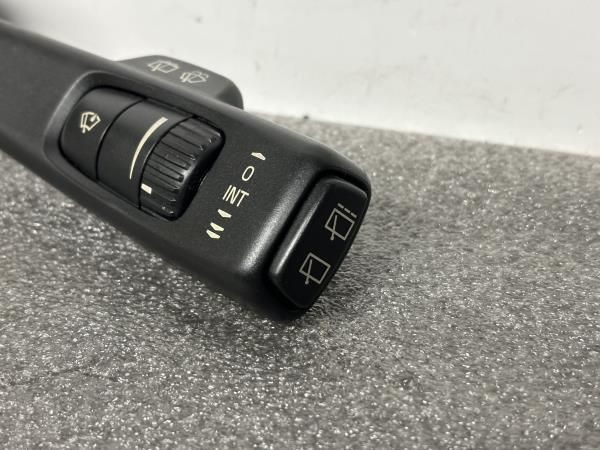 Manípulo do limpa vidros VOLVO V50 (MW)