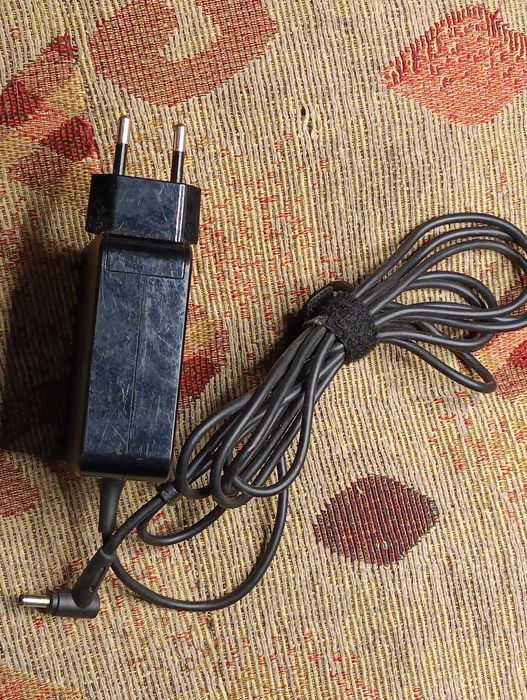 Блок живлення зарядне до ноутбука ASUS 19V 3.42A 65W (4.0×1.35mm)