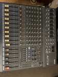 Mikser yamaha mx12/4