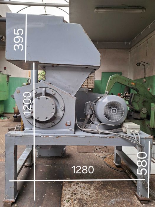 Kruszarka młyn rozdrabniacz ALPINE 28/40