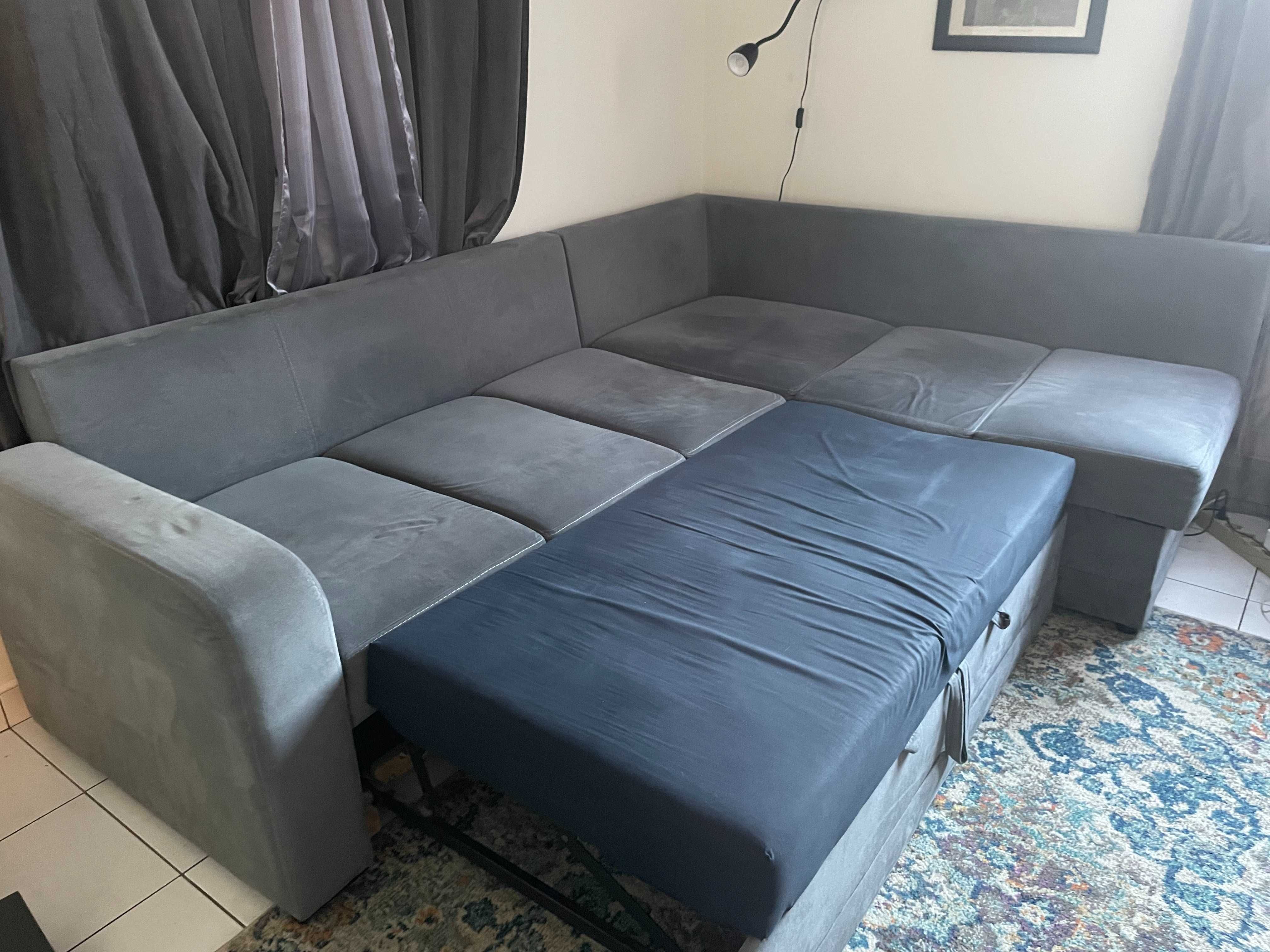 Funkcjonalna Sofa Narożna z Funkcją Spania (Kolor Szary)