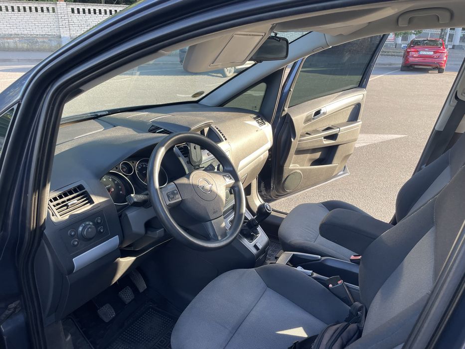 Продам Opel  Zafira