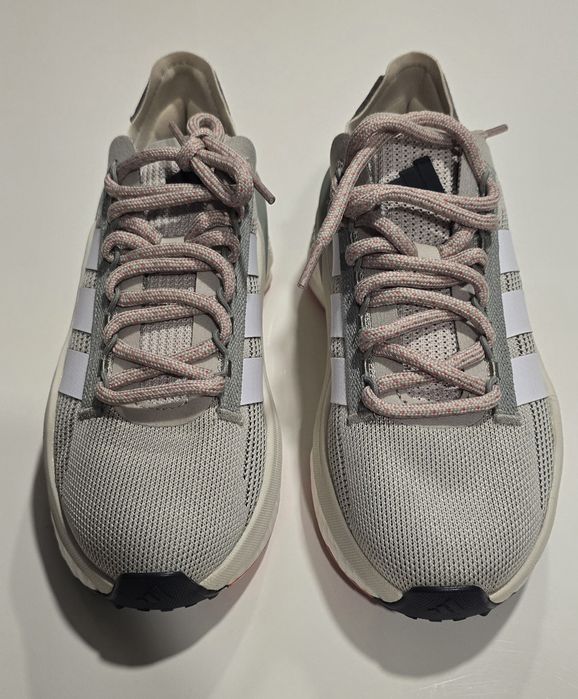 Adidas Avryn_x novas
