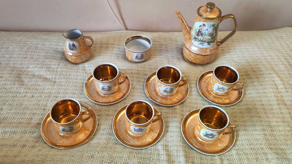Serwis kawowy herbaciany zdobiony Lisiewicz PRL, filiżanki, Chodzież