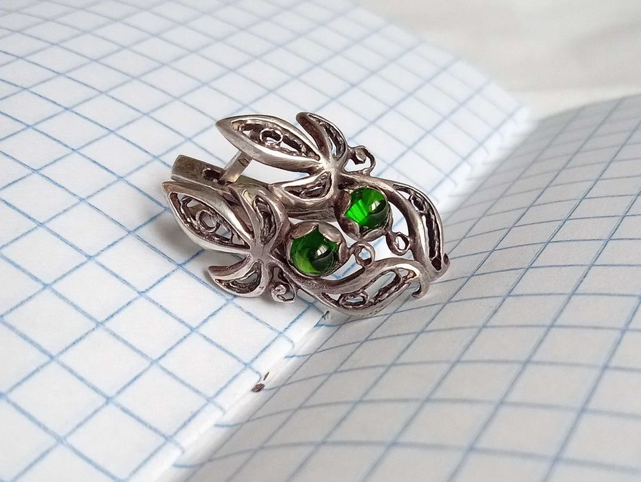Серьги серебро 875 пр. СССР Вставка хризолит
