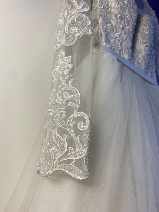 Сукня весільна вживана