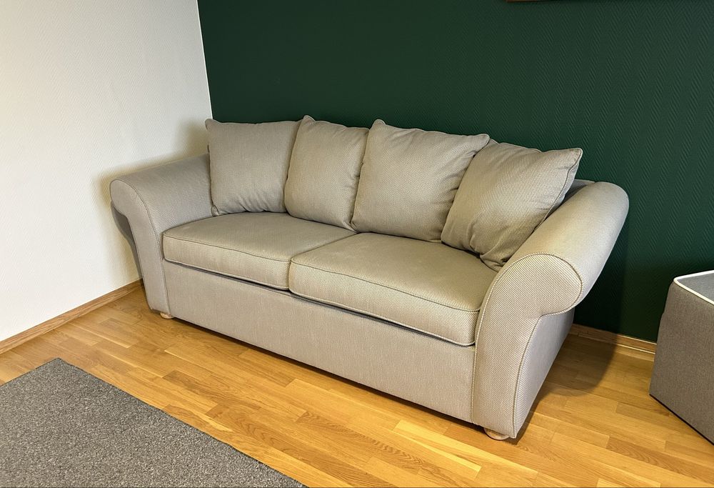 Szara kanapa rozkladana