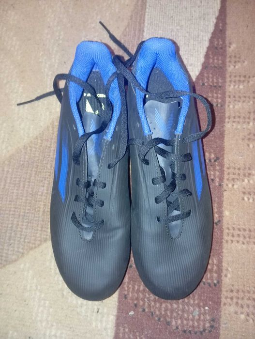Продам Бутси Адідас,Нові!