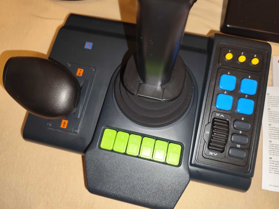 Hori Farming Vehicle Control System kontroler do Farming Simulator2025