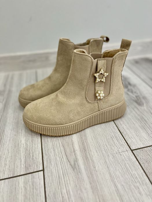 Beżowe botki 37 NOWE ocieplane