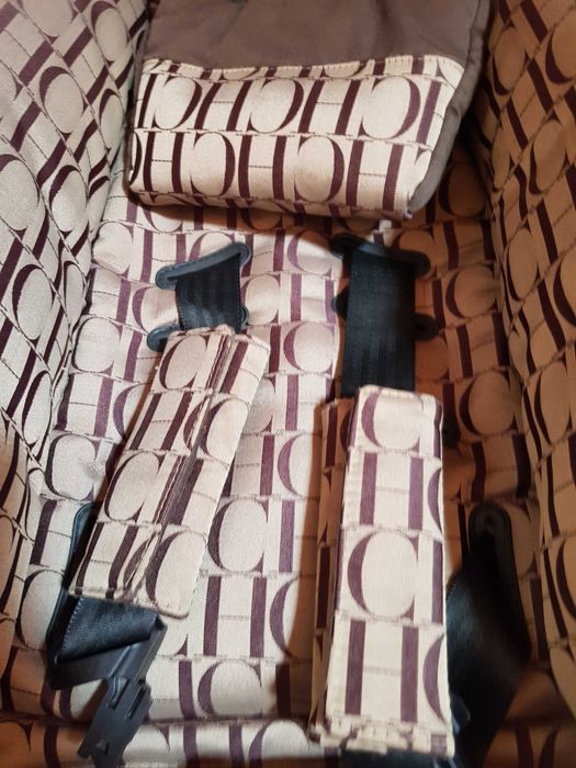 Ovo/alcofa + Carrinho bébé Carolina Herrera