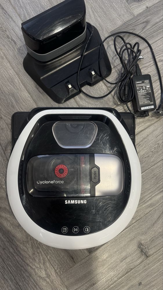 Робот пилосос samsung