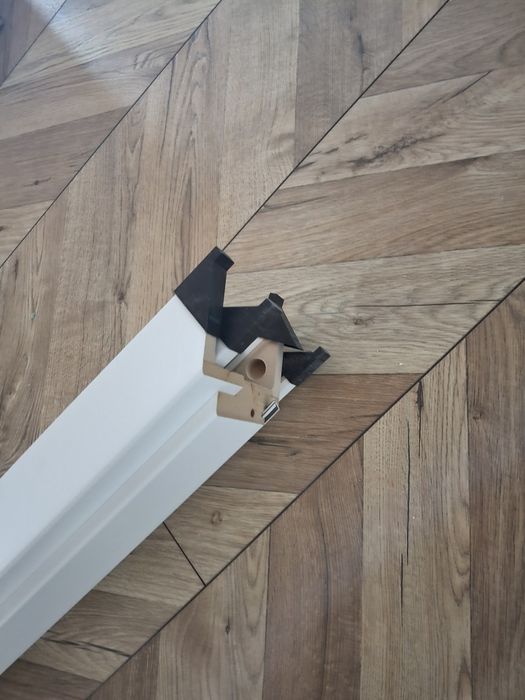 Oscieżnica regulowana 100-140 , 70prawa 2sztuki