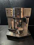 Ekspres kolbowy De’Longhi EC850.M