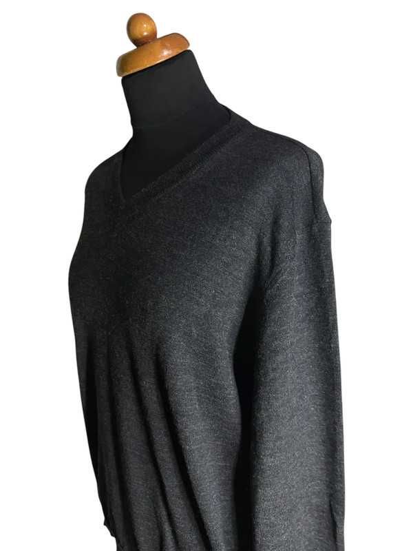 Elegancki męski sweter w serek Walbusch XL wełna merino premium.