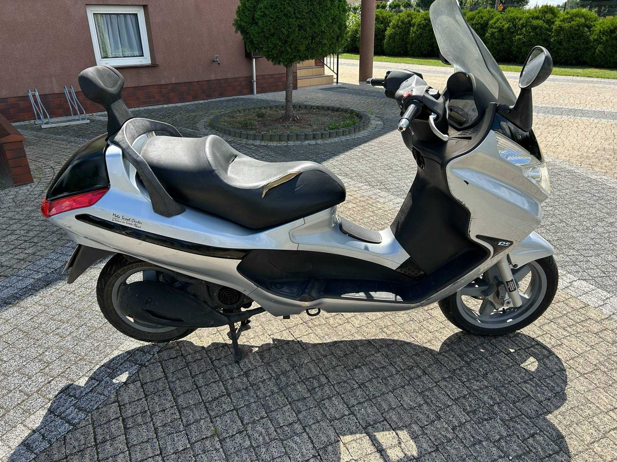 Skuter Piaggio x8 125ccm 2007r