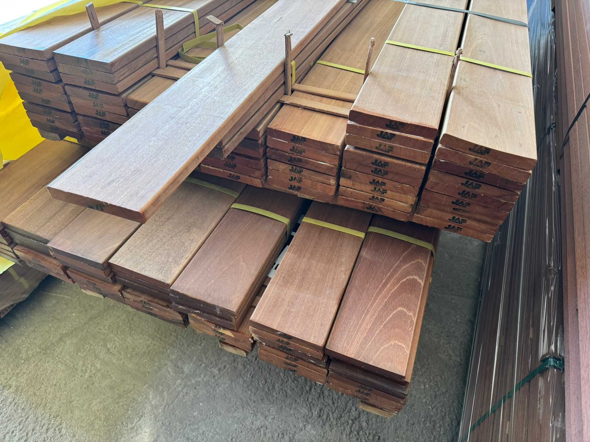 Egzotyczna deska tarasowa Bangkirai 21x145 Gładka taras drewno