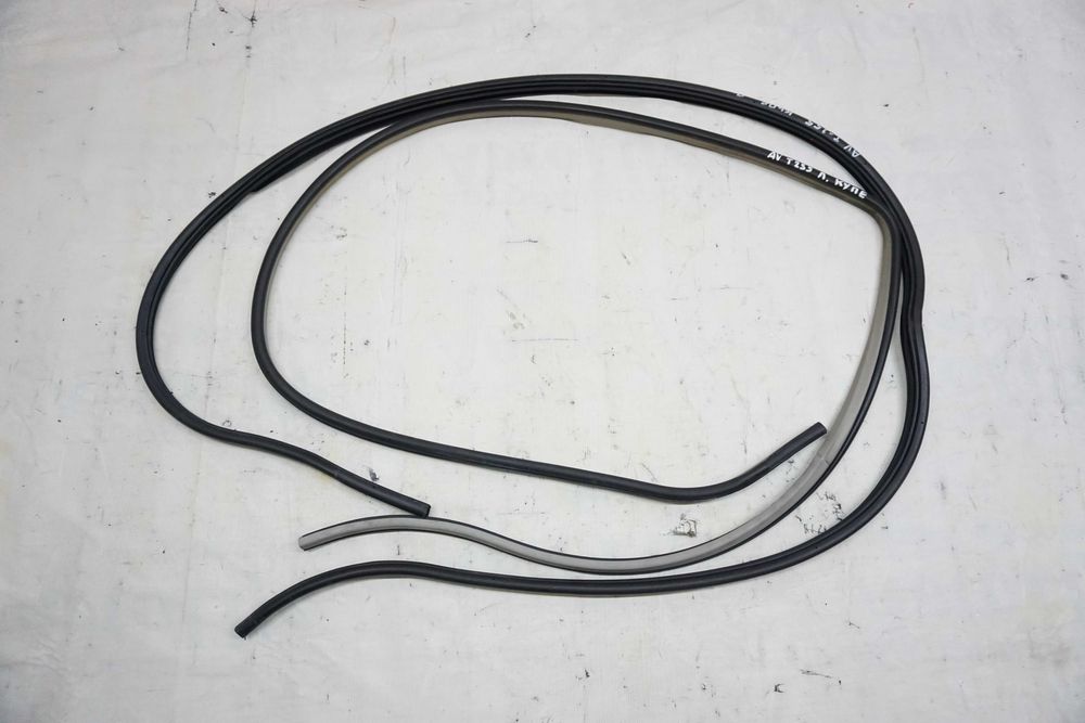 Ущільнювач дверей Chevrolet Aveo\Шевроле Авео Т255 Купе