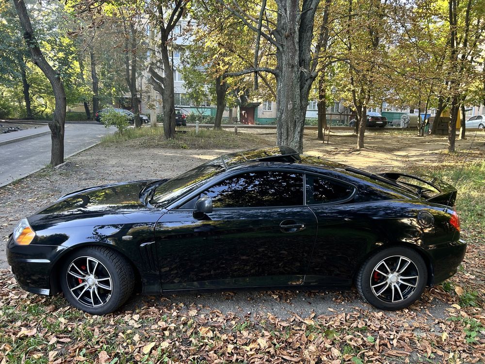 Hyundai Tiburon 2.7 v6 automat