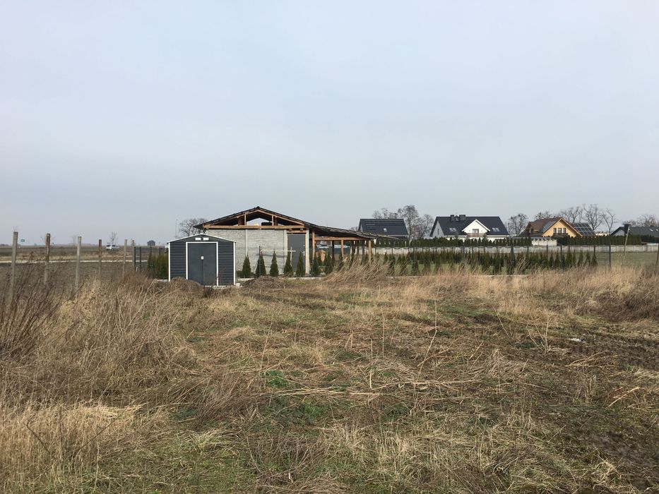 Sprzedam działkę budowlaną z WZ -  960m2