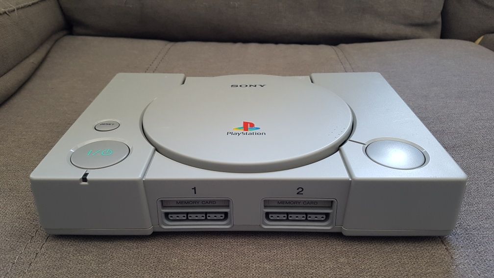 Playstation, SCPH-7002