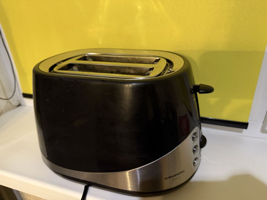 Продам тостер Grundig
