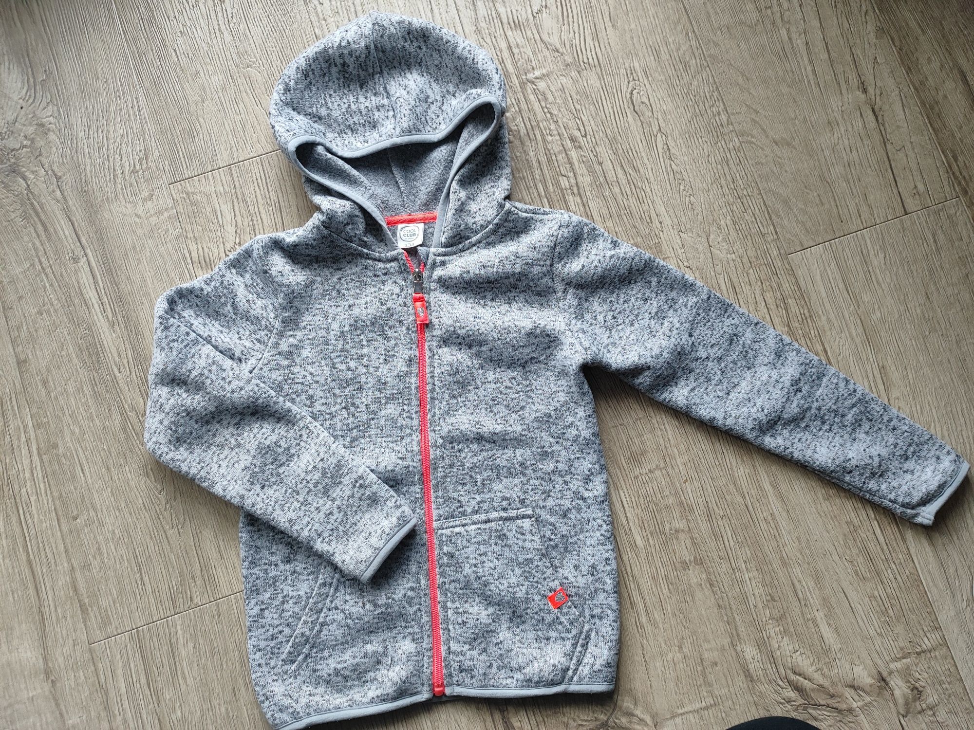 Bluza dziecięca r. 134 SMYK