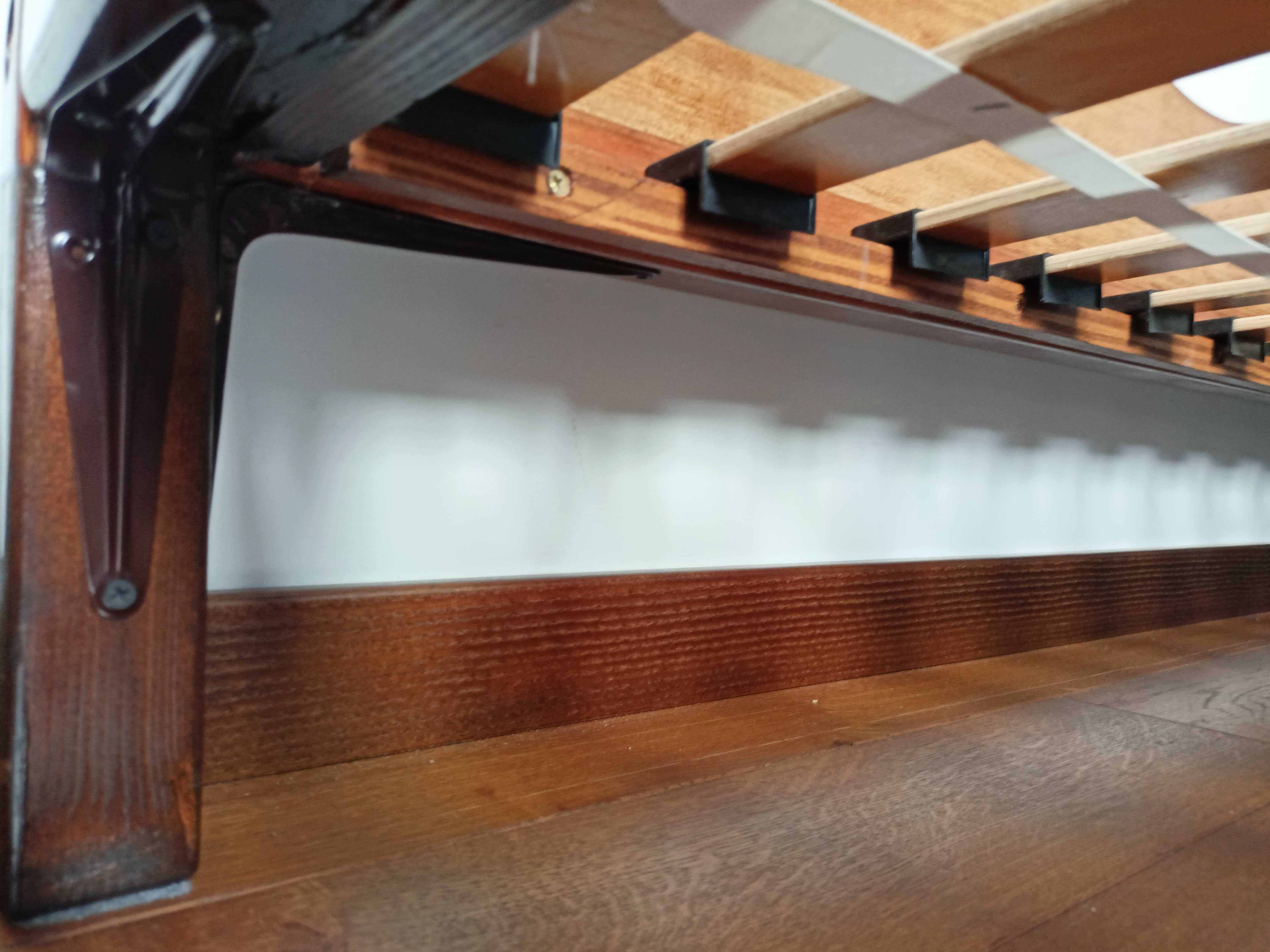 Łóżko domek, 180x80, stelaż, drewniane