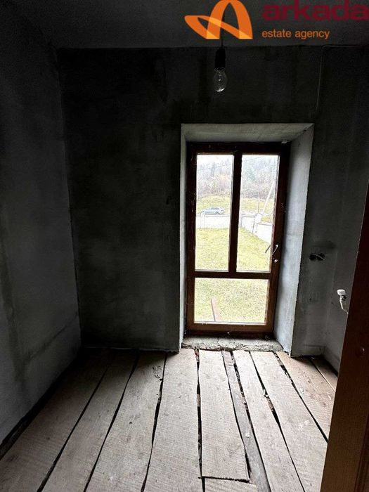 Продам будинок з панорамним видом на гори в Яремче!!! 1м2=414$