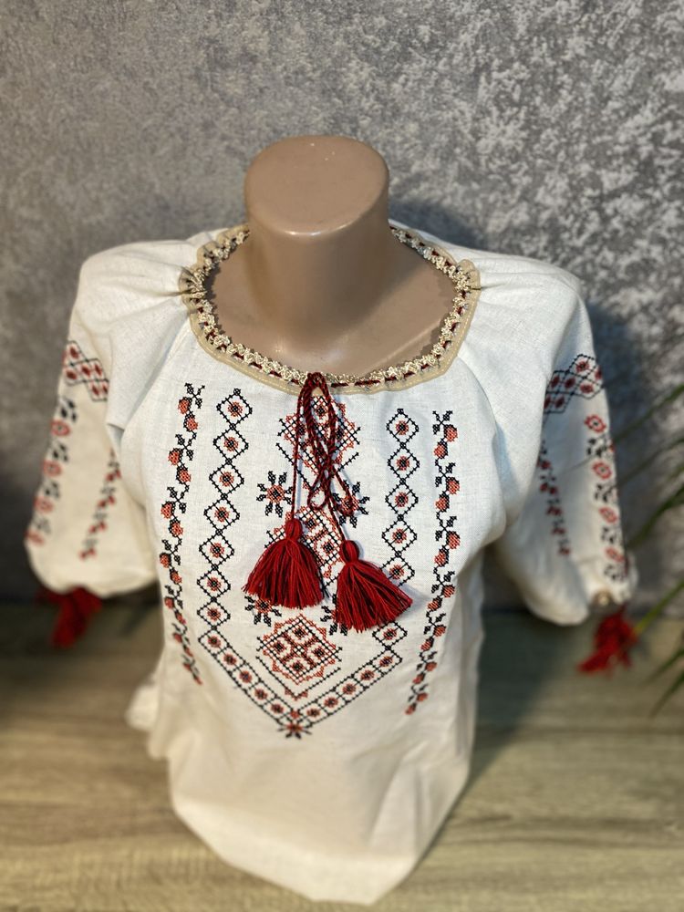 Жіноча вишиванка / Чоловіча вишиванка
