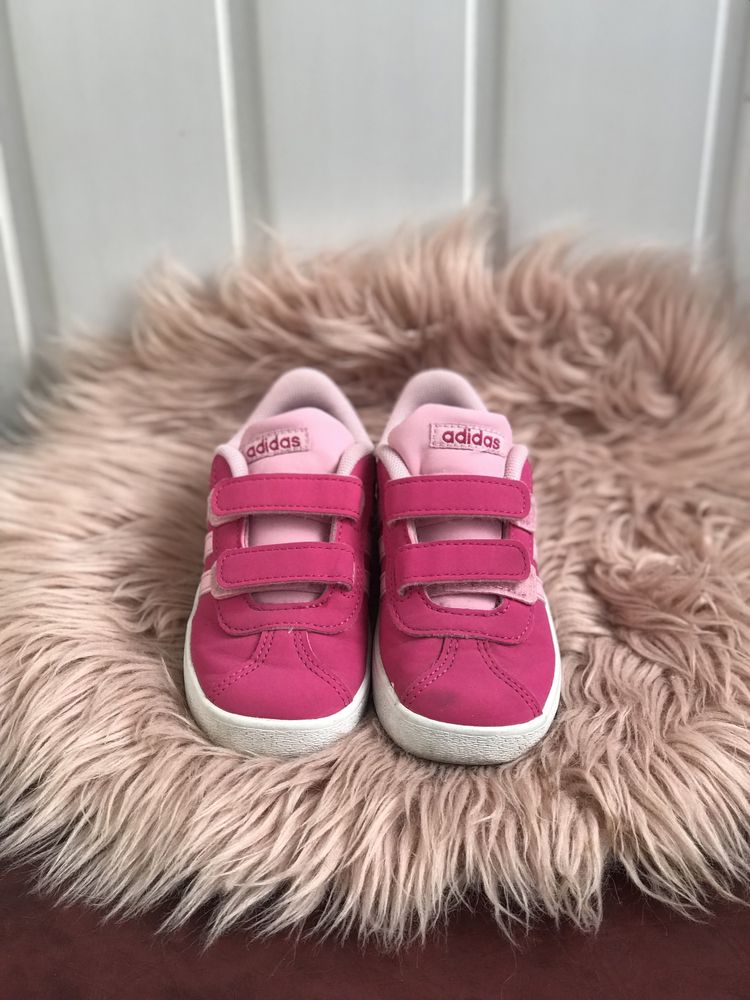 Кросівки для дівчинки Adidas