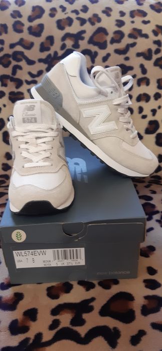 Спортивная обувь