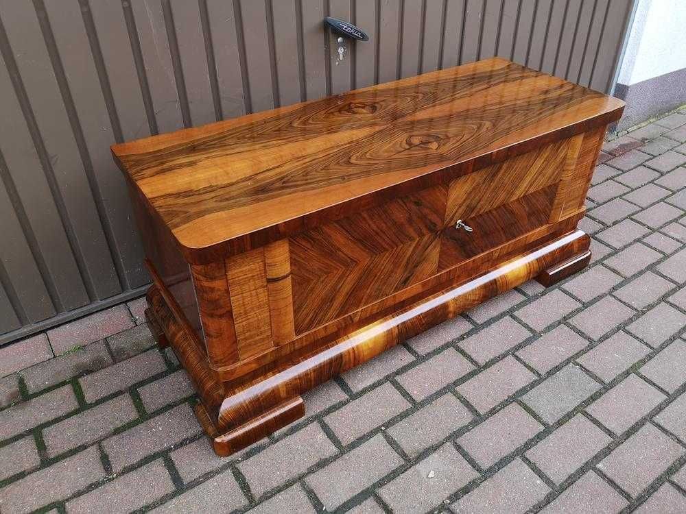 Komoda ART-DECO Orzech Niska Stara Antyk Politura Po Renowacji Okazja.