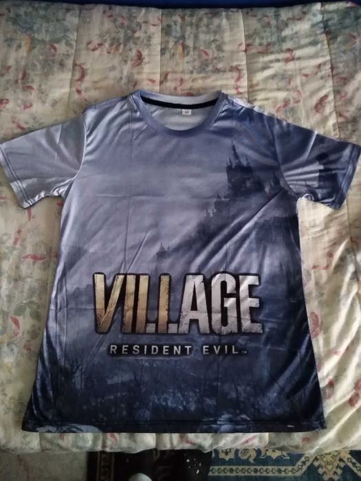 T-Shirt Resident Evil Village Castle Dimitrescu