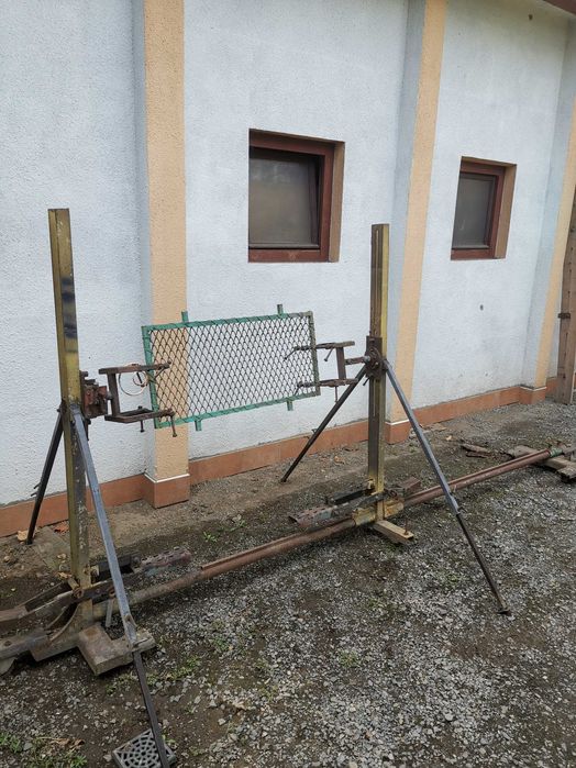 Стенд, що обертається, для фарбування, піскоструменя та ін.