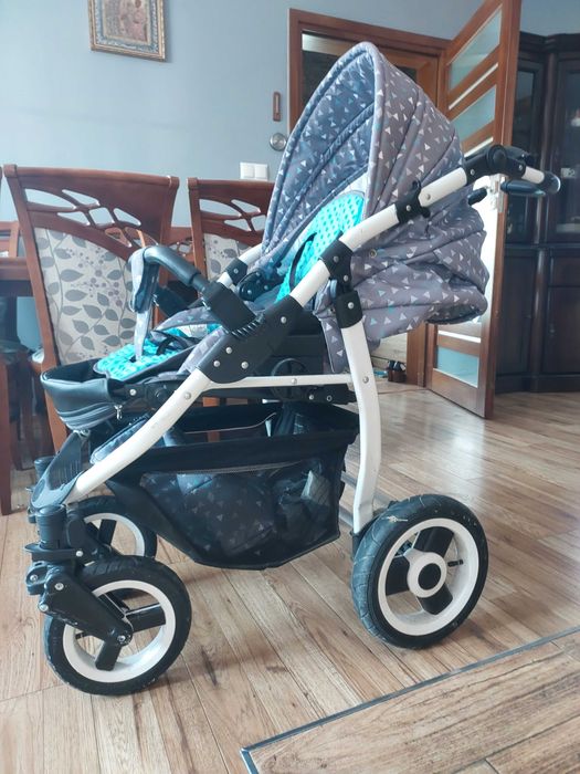 Wózek spacerowy dwukierunkowy