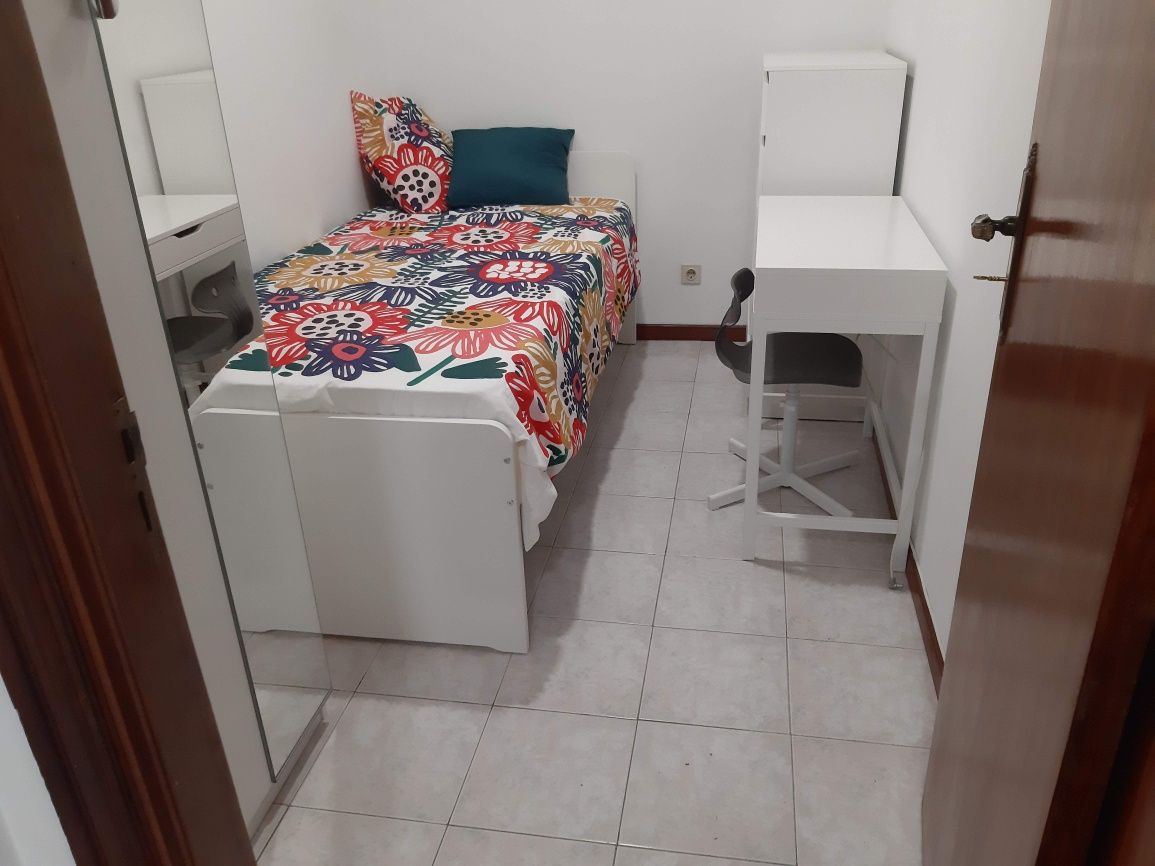 Alugo quarto a jovem em Braga (S. Vítor)