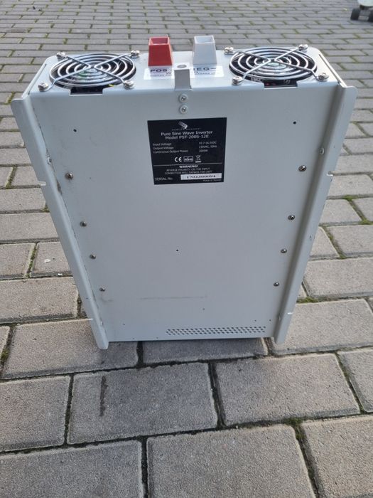 Інвертор 12 в на 220в 2000 w Перетворювач струму