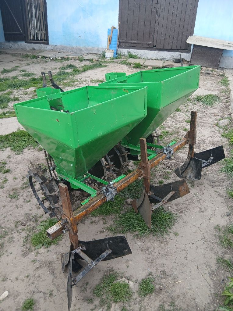 Продам картоплесажалку