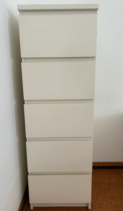 Comoda estreita de 5 gavetas - branca