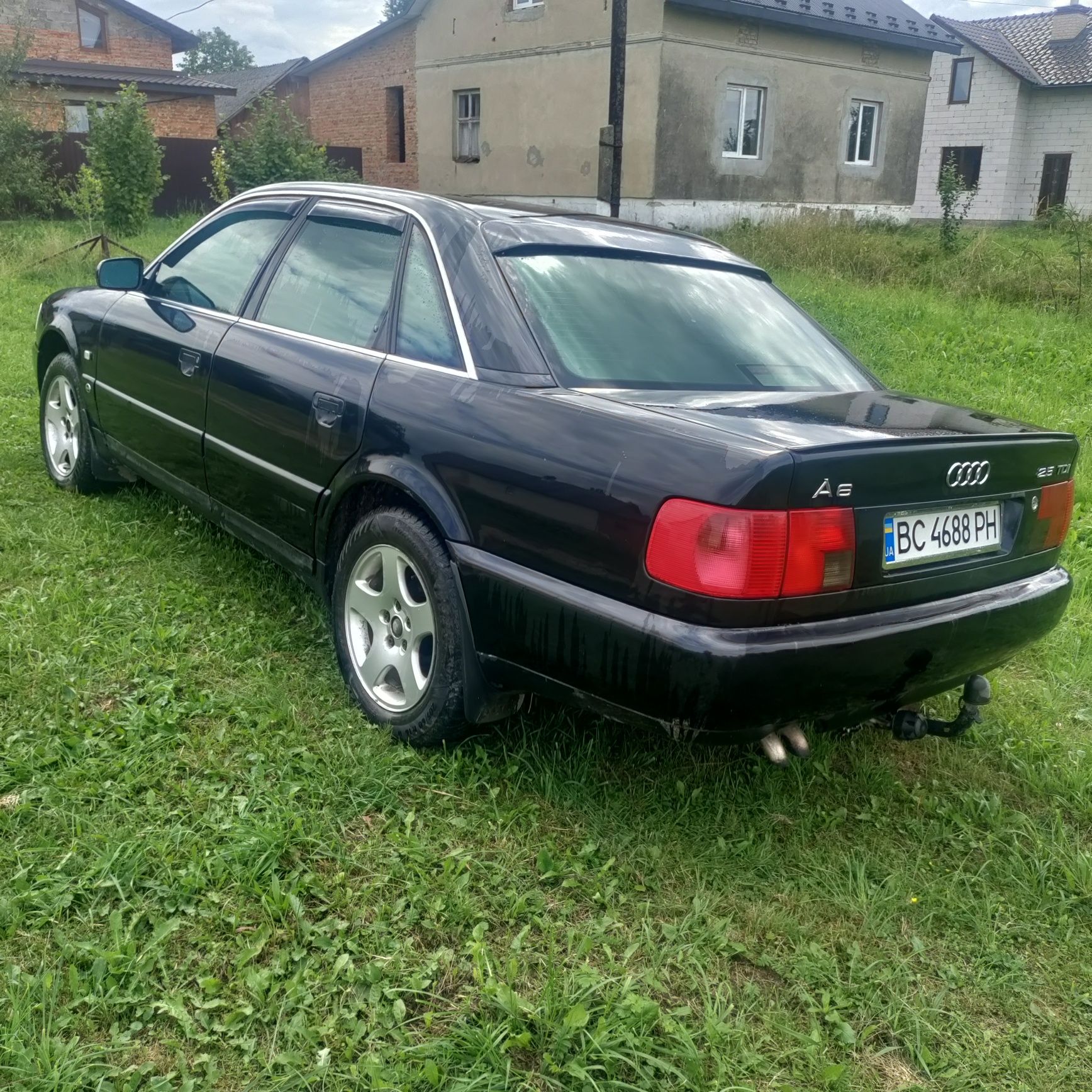 AUDI а6с4 2.5tdi