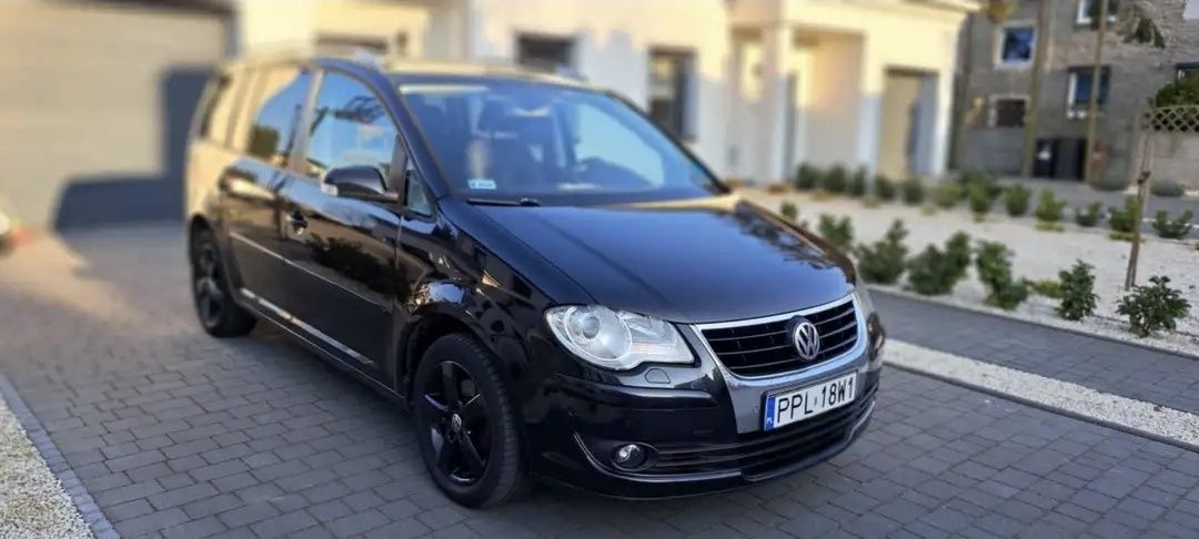 Volkswagen Touran rocznik 2008 2 litry