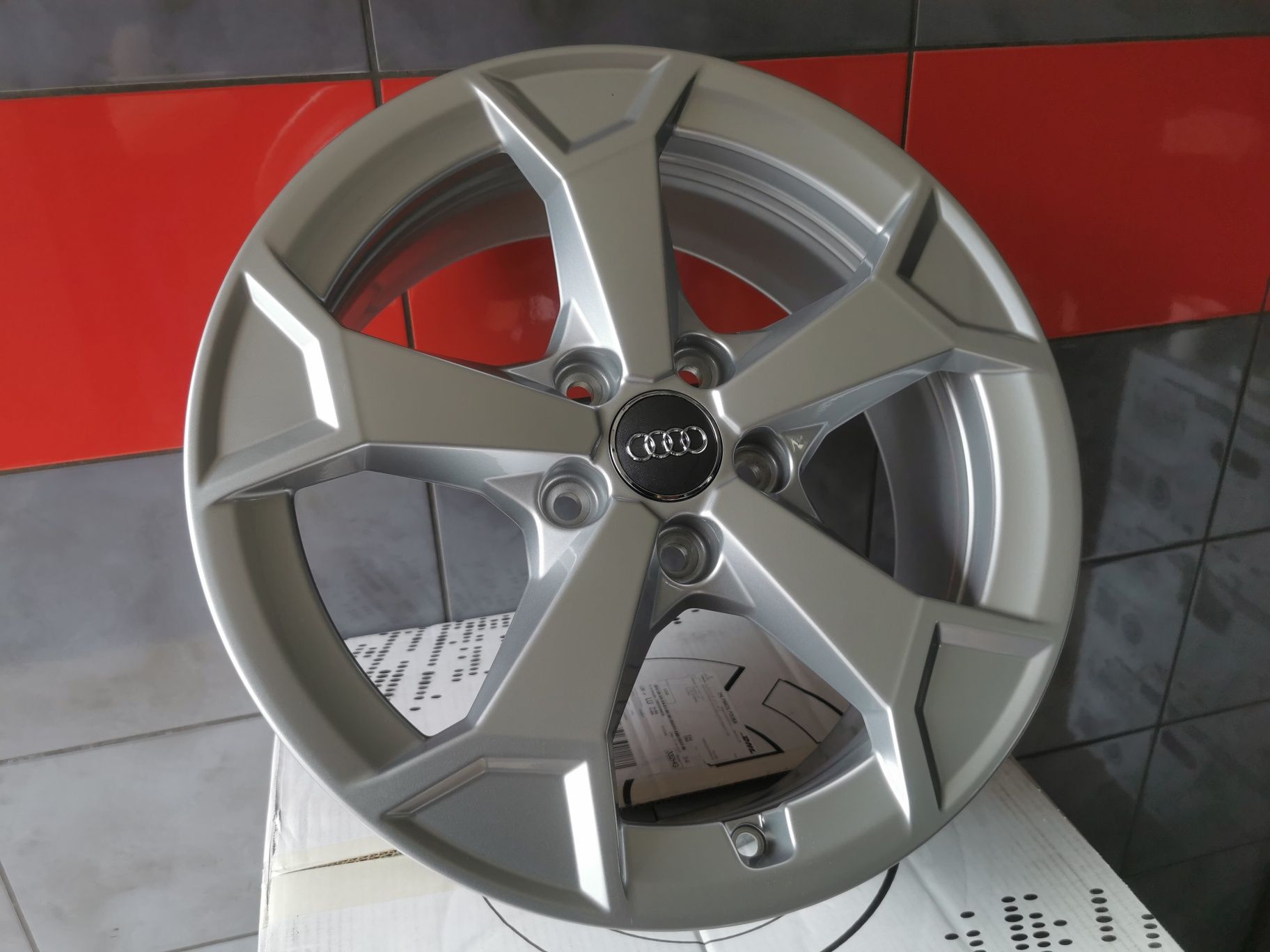 Oryginał! Felgi 17" 5x112 Audi S-Line A3 A4 A6 B6 B7 B8 B9 ET 46 alu