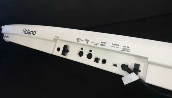 Keytar Roland AX-Synth