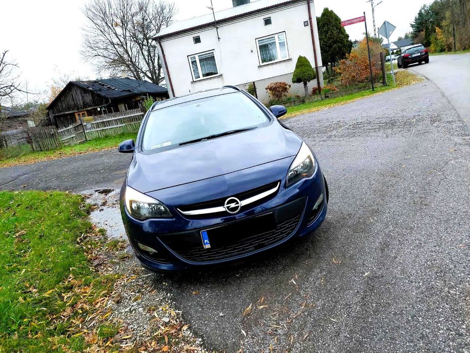 Astra Model 2014,1.4 140 koni,Gaz fabryczny do 2029r,Wyposazona,combi