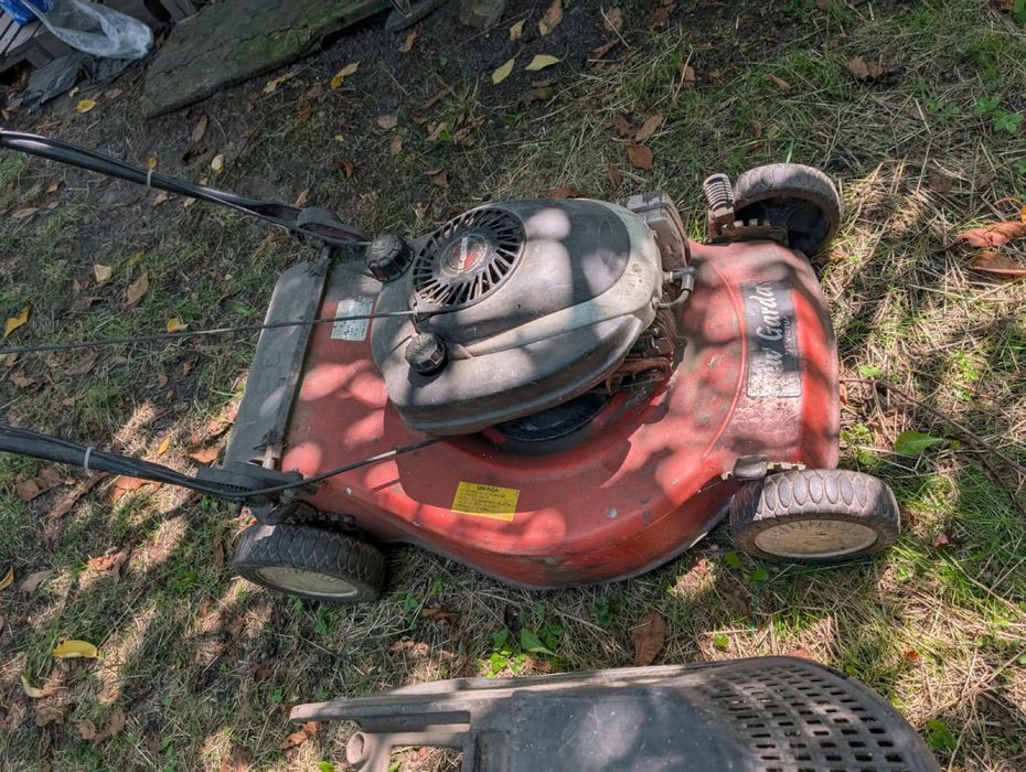 Kosiarka spalinowa do naprawy