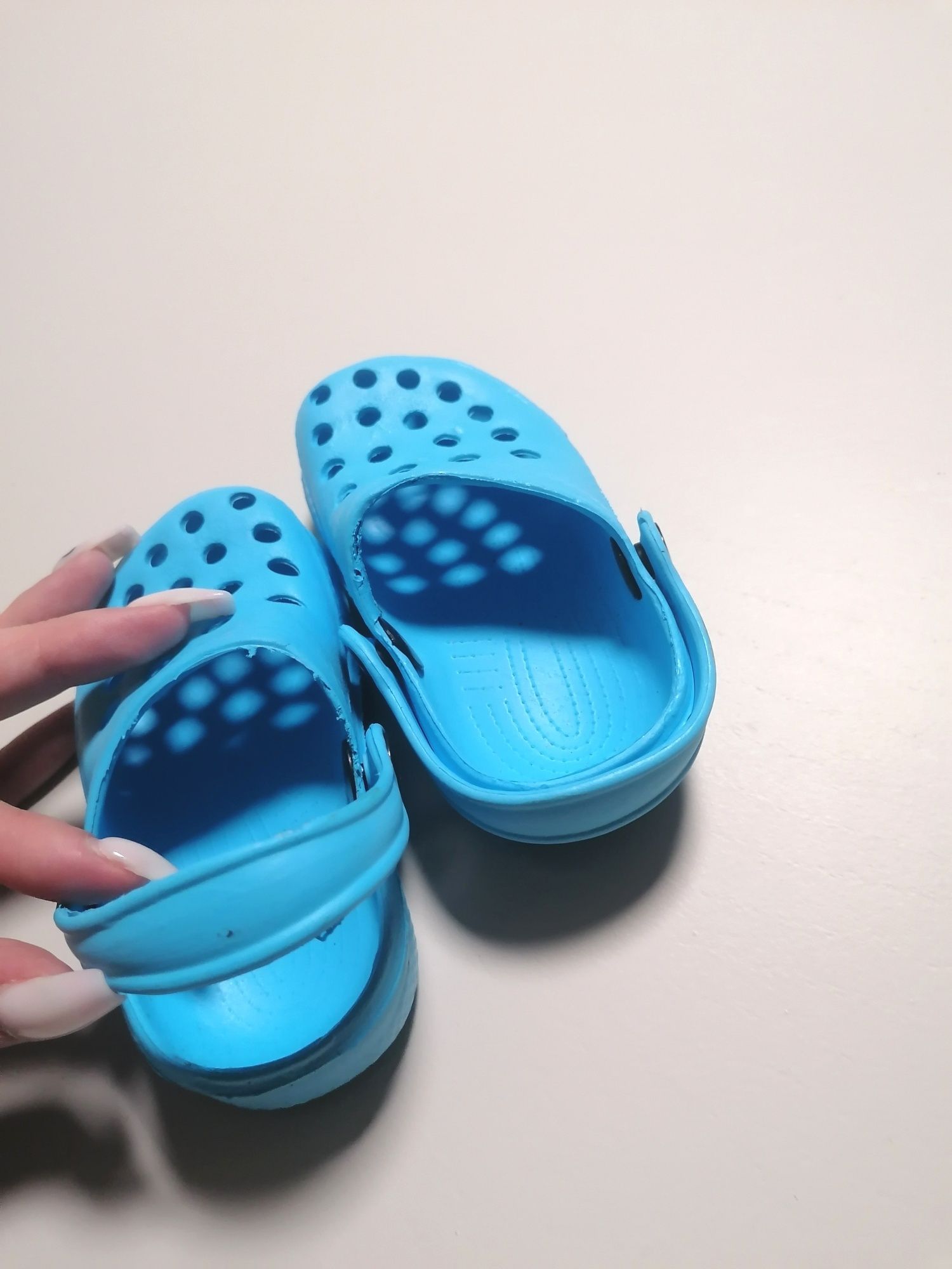 Sapatinhos Azuis estilo Crocs de Bebé