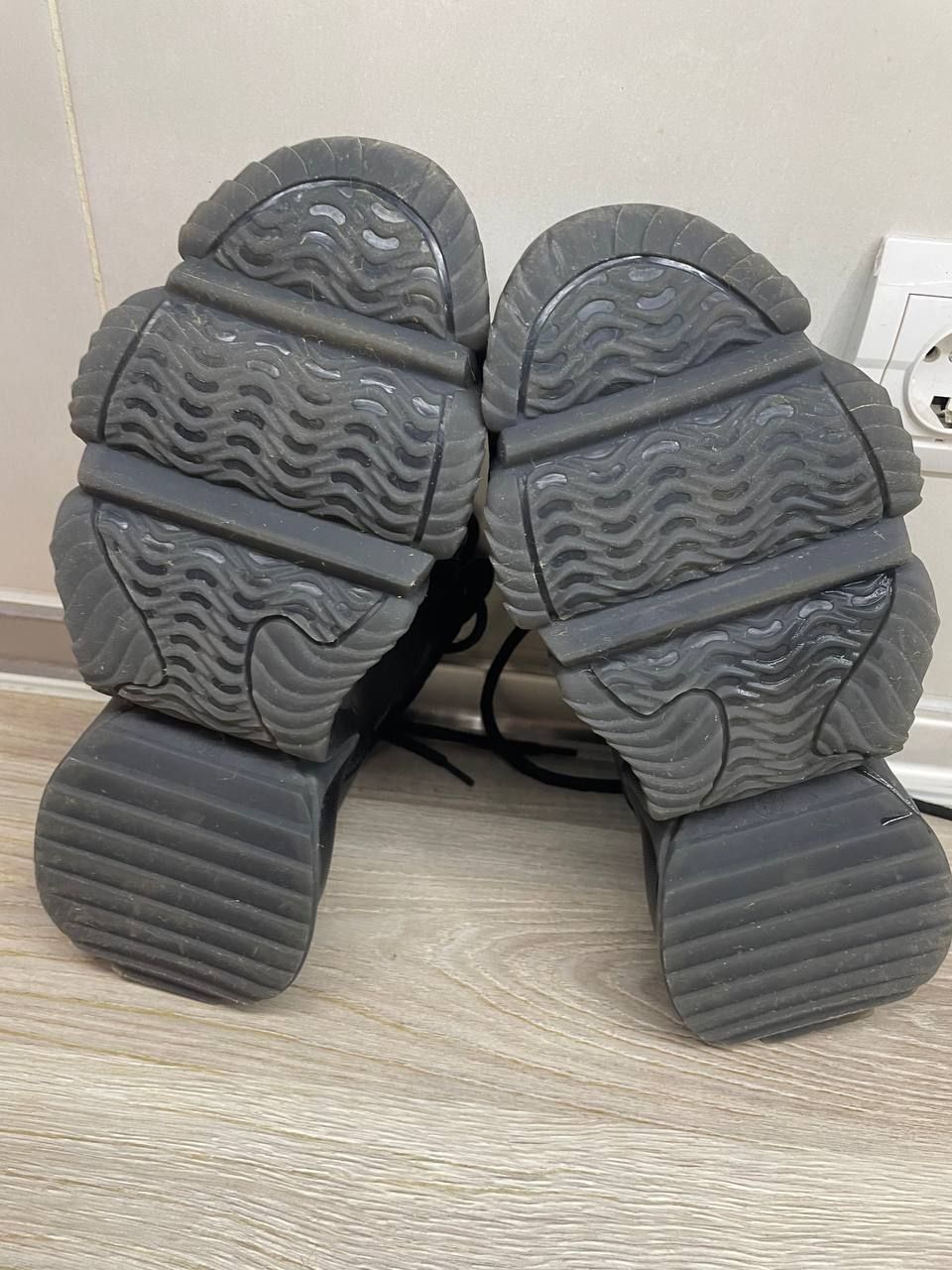 Зимние женские жіночи 39 размер зимові ботінки ботинки кроссовки крос