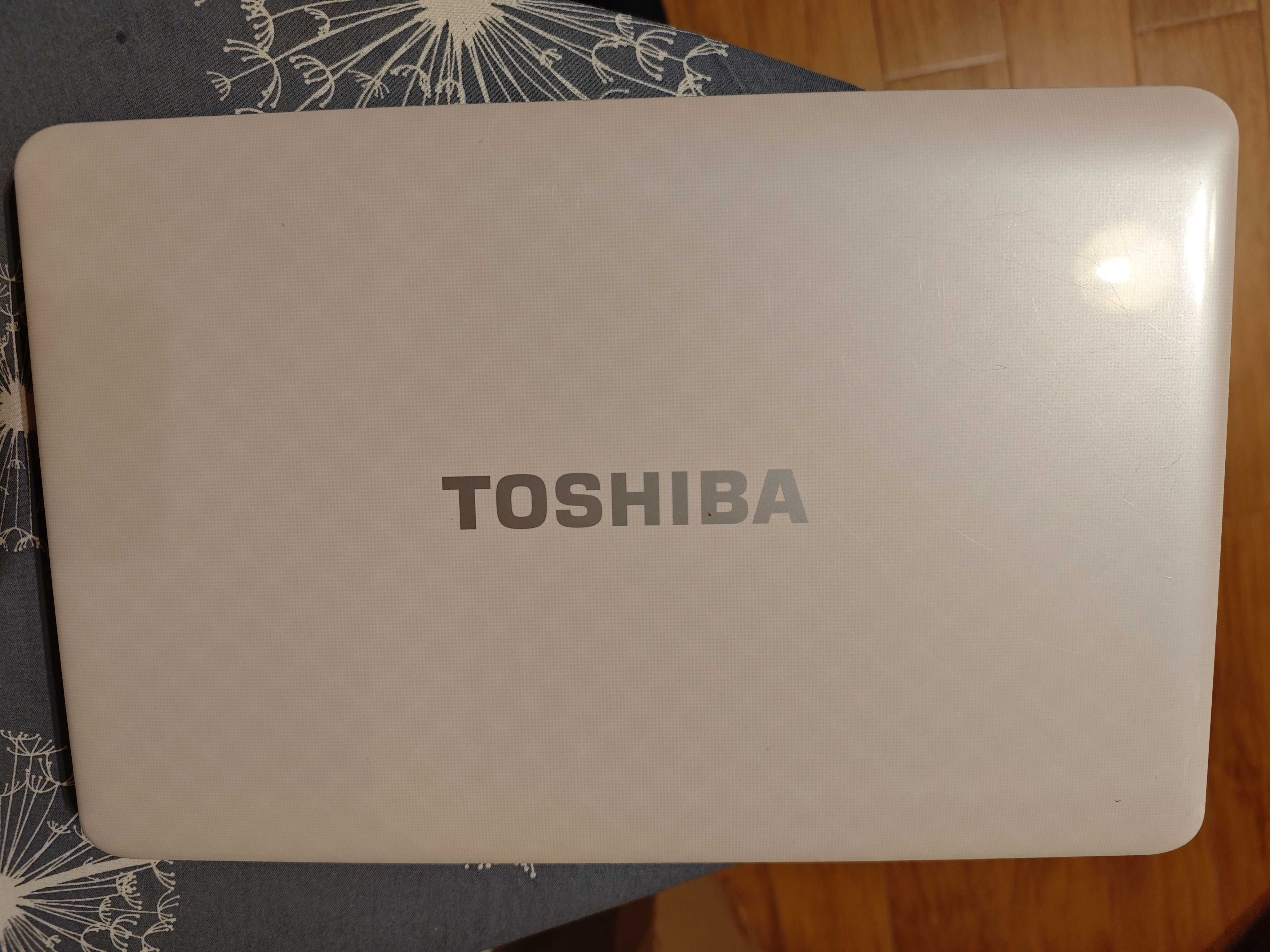 Laptop Toshiba satellite L755D AMD A6 2GB