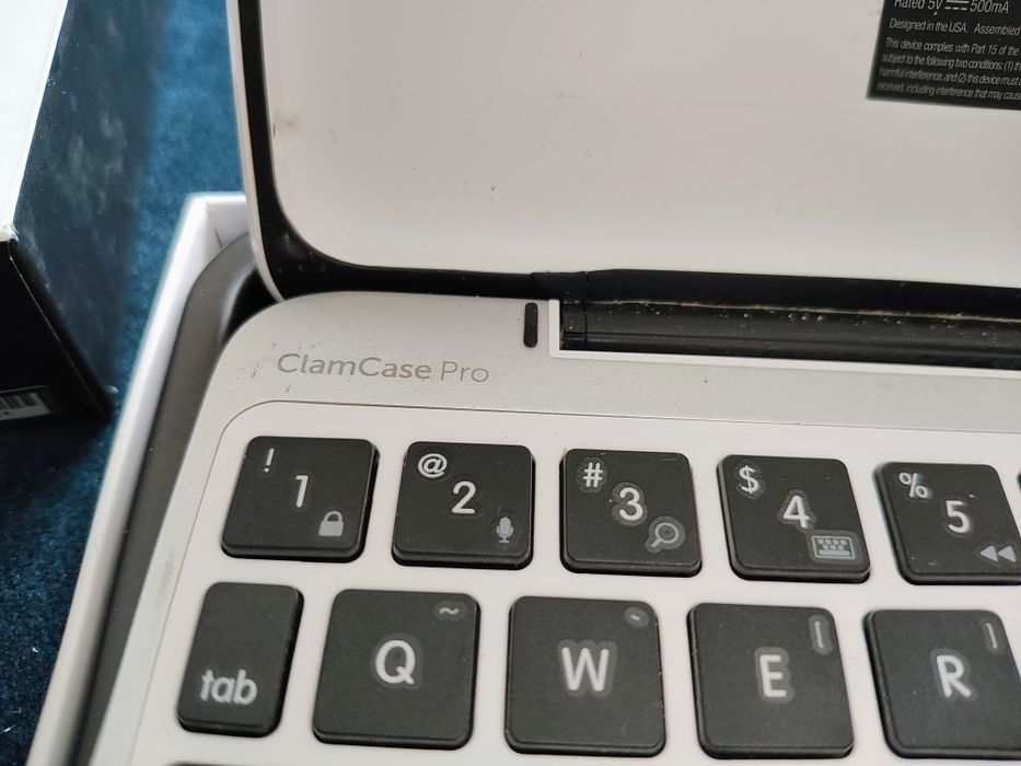 Klawiatura do iPad mini/Retina clamcase pro